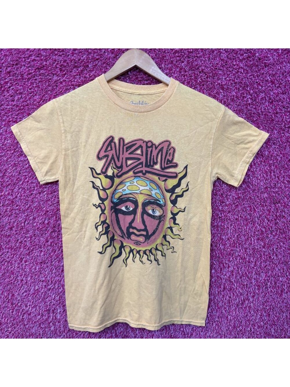 Sublime 40 Oz to Freedom Monochrome yellow Rock Tee size small